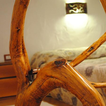 Casa Vacanze San Pantaleo Villa Bagian luar foto