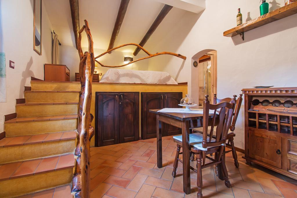 Casa Vacanze San Pantaleo Villa Bagian luar foto