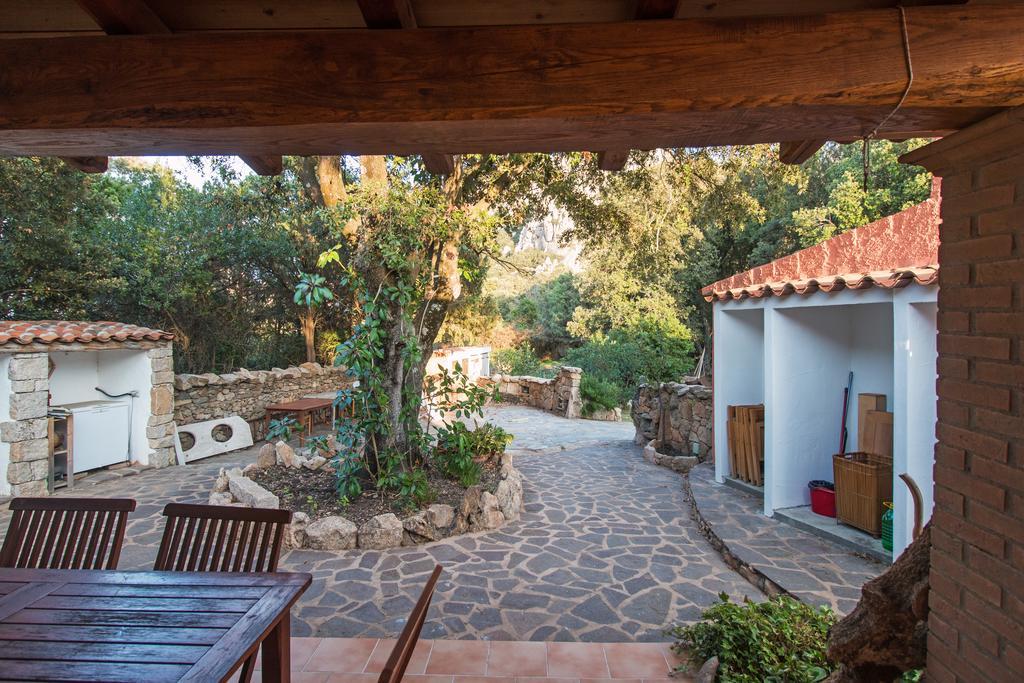 Casa Vacanze San Pantaleo Villa Bagian luar foto
