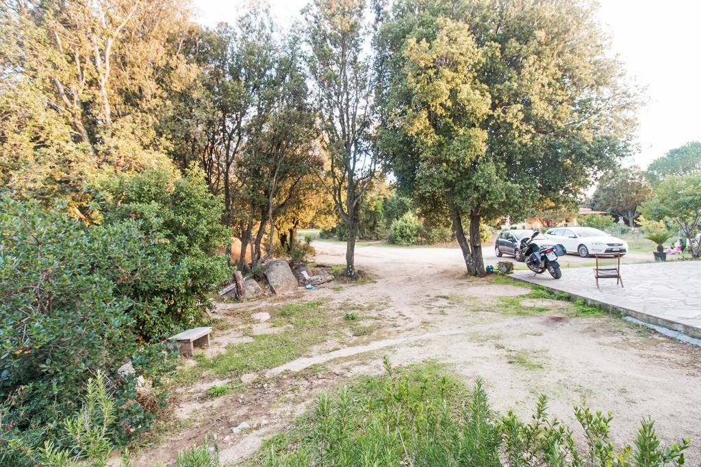 Casa Vacanze San Pantaleo Villa Bagian luar foto